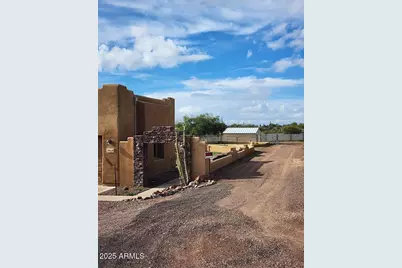 48012 N 16th Lane, New River, AZ 85087 - Photo 3