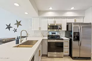 7401 N Scottsdale Rd, Paradise Valley, AZ 85253 - Photo 21