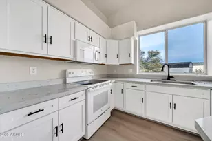 37441 N 19th Ave, Phoenix, AZ 85086 - Photo 13