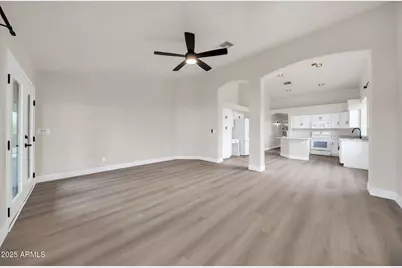 37441 N 19th Avenue, Phoenix, AZ 85086 - Photo 11