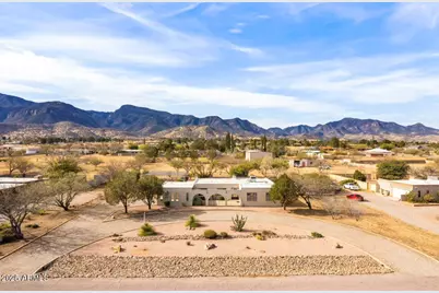 4960 S Nez Perce Avenue, Sierra Vista, AZ 85650 - Photo 1