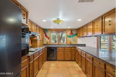 4960 S Nez Perce Avenue, Sierra Vista, AZ 85650 - Photo 13