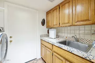 8205 E Del Claro Dr, Scottsdale, AZ 85258 - Photo 57