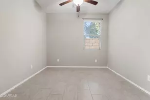 10257 W Lawrence Ln, Peoria, AZ 85345 - Photo 15