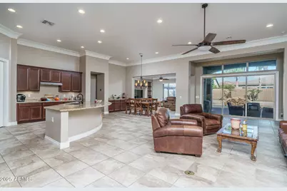 9358 W Robin Lane, Peoria, AZ 85383 - Photo 7