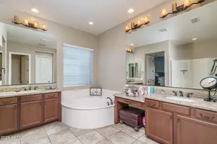 9358 W Robin Ln, Peoria, AZ 85383 - Photo 13