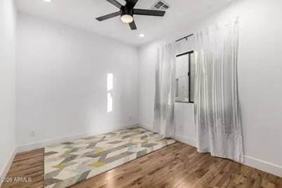 2110 N 25th Place, Phoenix, AZ 85008 - Photo 19