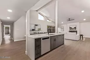 7962 E San Miguel Ave, Scottsdale, AZ 85250 - Photo 9