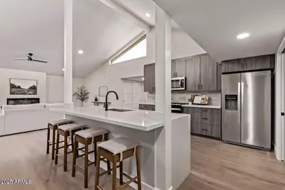 7962 E San Miguel Avenue, Scottsdale, AZ 85250 - Photo 11