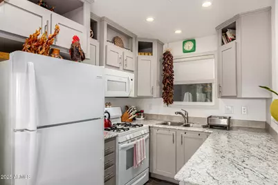 2701 E Allred Avenue #165, Mesa, AZ 85204 - Photo 17