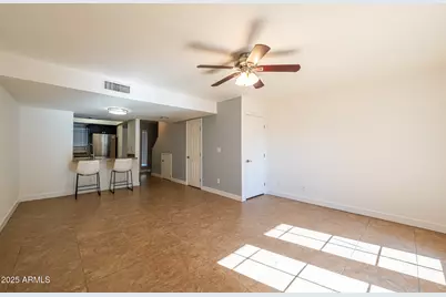 1601 W Sunnyside Drive #127, Phoenix, AZ 85029 - Photo 15