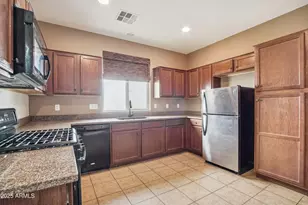 2947 N Evergreen St, Buckeye, AZ 85396 - Photo 7