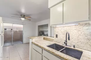 511 W Blackhawk Dr, Phoenix, AZ 85027 - Photo 19