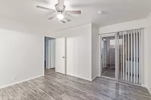 511 W Blackhawk Dr, Phoenix, AZ 85027 - Photo 21