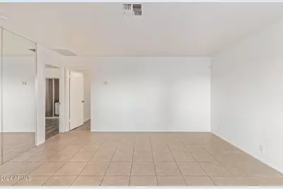 511 W Blackhawk Drive #Unit 4, Phoenix, AZ 85027 - Photo 9