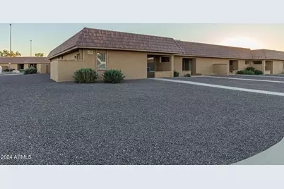 511 W Blackhawk Drive #Unit 4, Phoenix, AZ 85027 - Photo 3