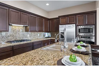 16538 W Berkeley Road, Goodyear, AZ 85395 - Photo 11