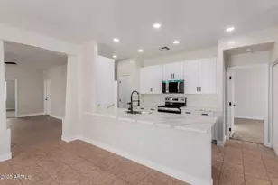 1802 S 121st Dr, Avondale, AZ 85323 - Photo 9