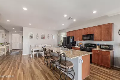 17584 W Tonto Street, Goodyear, AZ 85338 - Photo 15