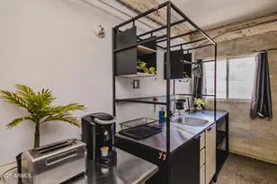 353 E Thomas Rd, Phoenix, AZ 85012 - Photo 39