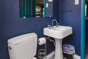 353 E Thomas Rd, Phoenix, AZ 85012 - Photo 31