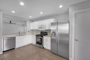 3216 W Mark Ln, Phoenix, AZ 85083 - Photo 7