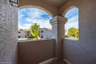 9151 W Greenway Rd, Peoria, AZ 85381 - Photo 19