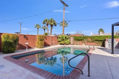 8450 E Montecito Avenue, Scottsdale, AZ 85251 - Photo 7