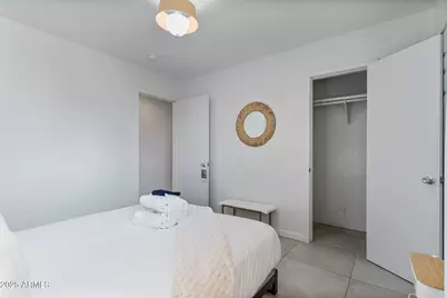 8450 E Montecito Avenue, Scottsdale, AZ 85251 - Photo 15