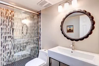 241 E 15th Street, Tempe, AZ 85281 - Photo 27