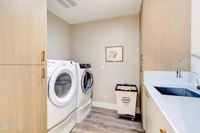 241 E 15th Street, Tempe, AZ 85281 - Photo 25