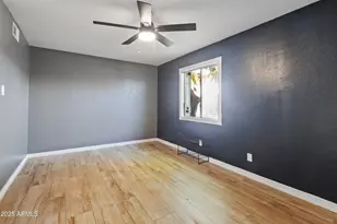 13810 N 48th Ave, Glendale, AZ 85306 - Photo 9