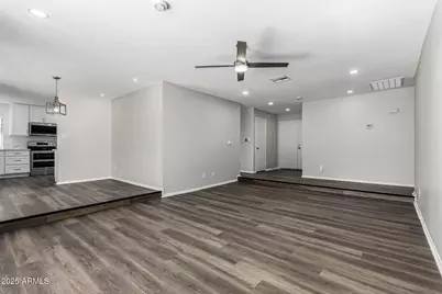 5553 W Hartford Avenue, Glendale, AZ 85308 - Photo 7