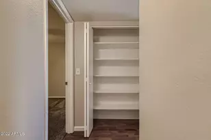 330 W Morrow Dr, Phoenix, AZ 85027 - Photo 19