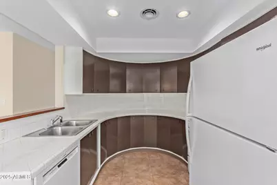 3623 E Montecito Avenue, Phoenix, AZ 85018 - Photo 11