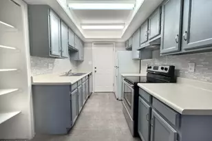 529 E 6th Dr, Mesa, AZ 85204 - Photo 1