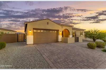 15137 S 186th Lane, Goodyear, AZ 85338 - Photo 1