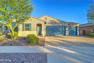 17704 W Fetlock Trl, Surprise, AZ 85387 - Photo 3