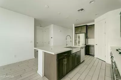 17704 W Fetlock Trail, Surprise, AZ 85387 - Photo 5