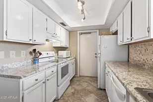 13335 W Bolero Dr, Sun City West, AZ 85375 - Photo 17