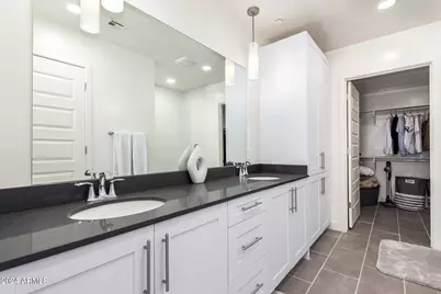 7300 E Earll Drive #1012, Scottsdale, AZ 85251 - Photo 17