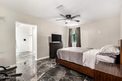 2301 E Marilyn Road, Phoenix, AZ 85022 - Photo 13