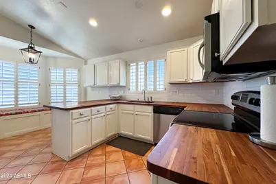 5251 W Pontiac Drive, Glendale, AZ 85308 - Photo 31