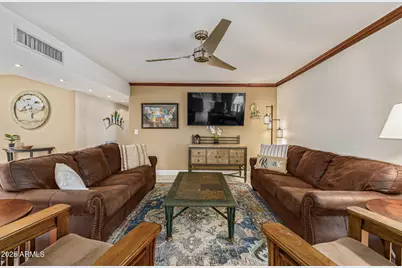 6721 E Pershing Avenue, Scottsdale, AZ 85254 - Photo 5