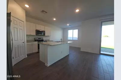 37584 N Singletree Drive, San Tan Valley, AZ 85140 - Photo 9