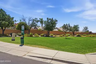 17982 W Udall Dr W, Surprise, AZ 85374 - Photo 49