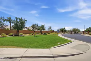 17982 W Udall Dr W, Surprise, AZ 85374 - Photo 47