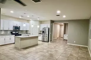 17492 W Polaris Dr, Goodyear, AZ 85338 - Photo 5