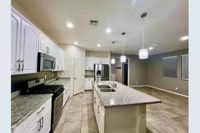 17492 W Polaris Drive, Goodyear, AZ 85338 - Photo 13