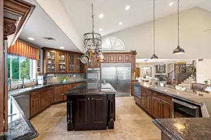 11621 S Blackfoot Dr, Phoenix, AZ 85044 - Photo 13